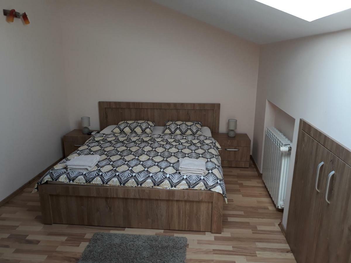 Penthouse Apartament Nufarul Oradea Exterior foto